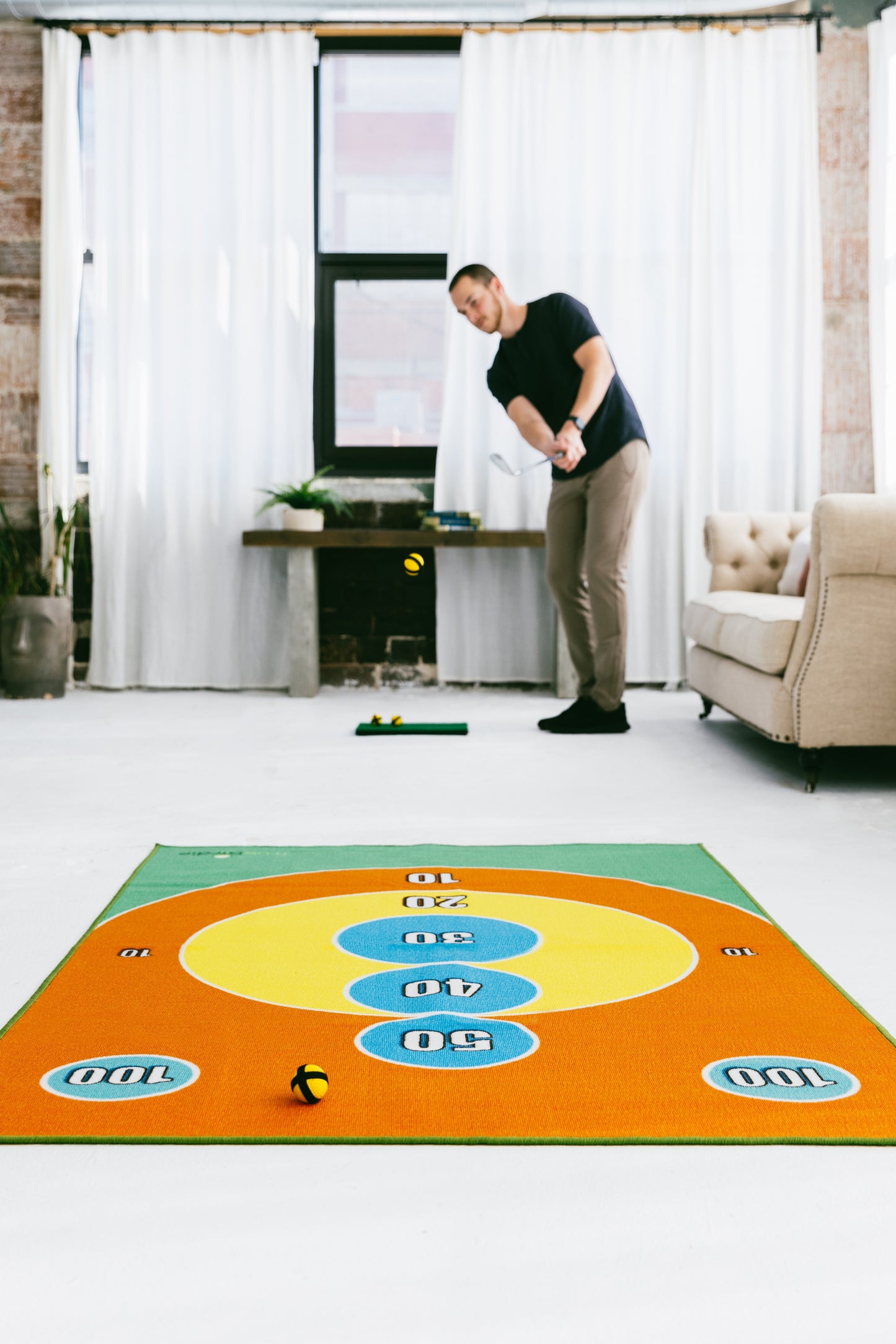 Chip Battle - Golf Chipping Target Game